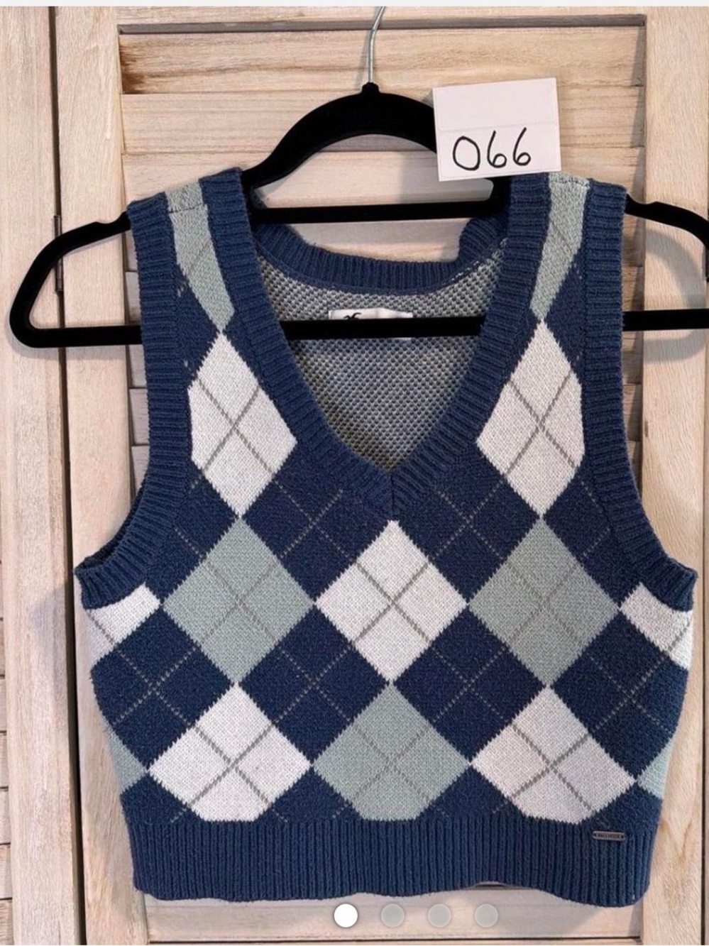 Hollister Navy and Light Blue Knit Sweater Vest